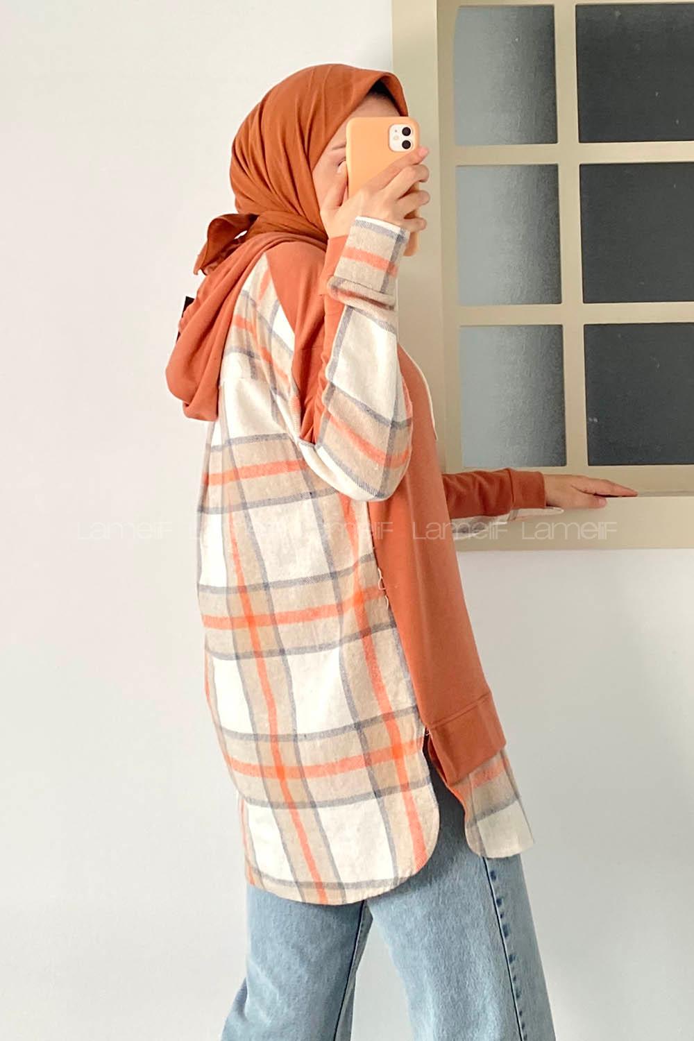 Modalamelif Kapüşonlu Sırt Ekose Etek Ucu Garnili Sweat Turuncu