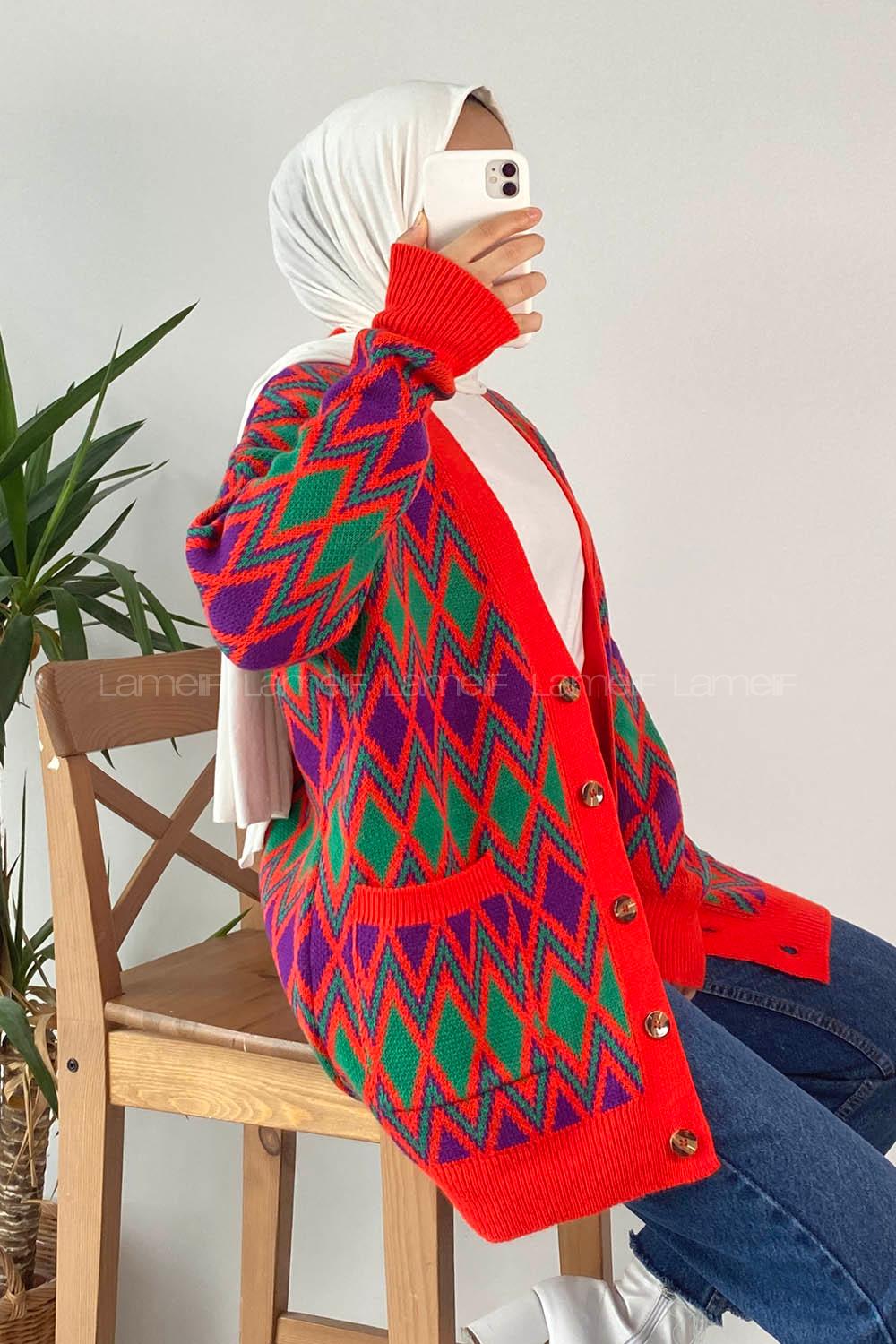 Modalamelif V Yaka Çift Cepli Önü Düğmeli Etnik Desen Triko Hırka Kırmızı