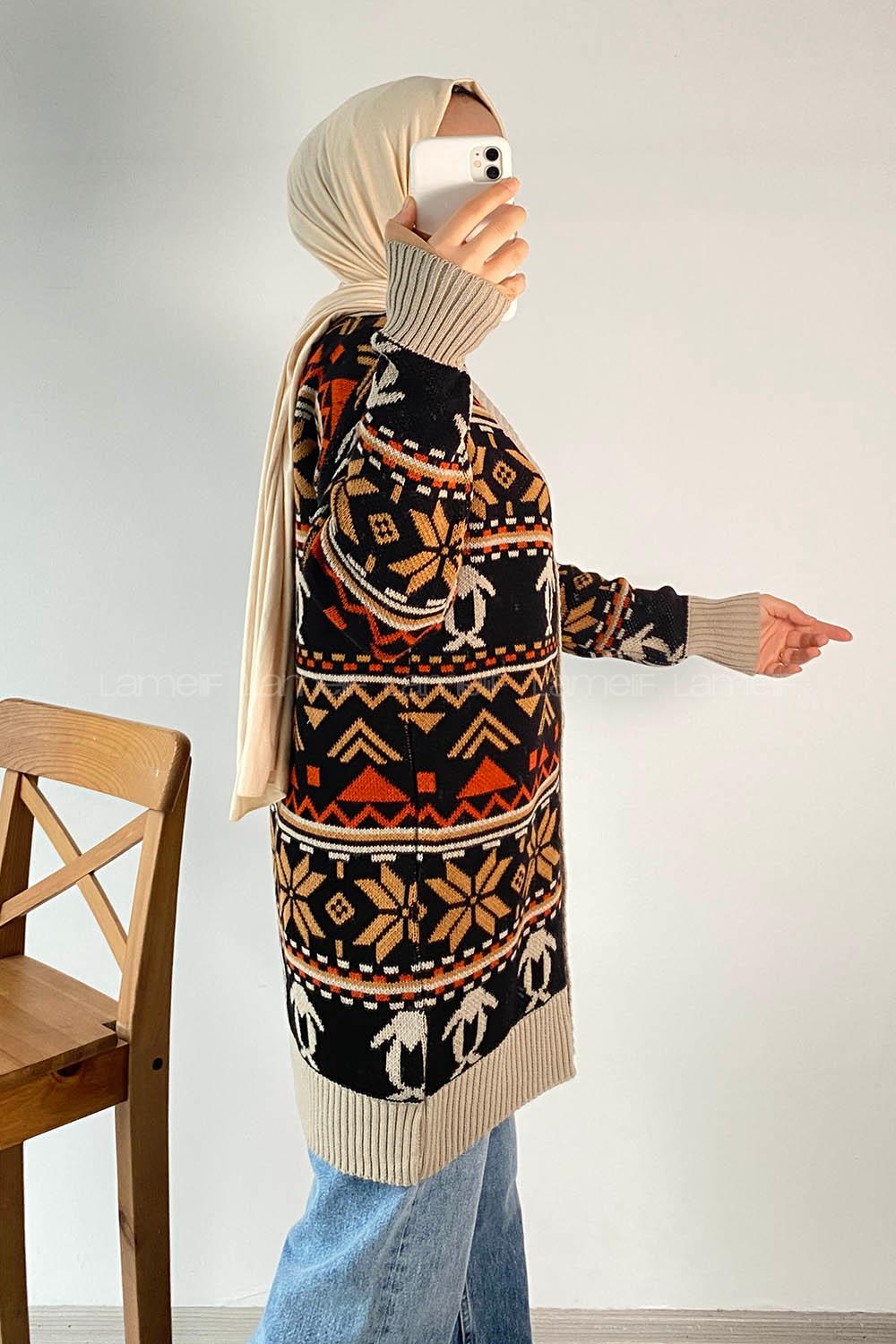 Modalamelif V Yaka Önü Düğmeli Etnik Desen Triko Hırka Siyah-Taş