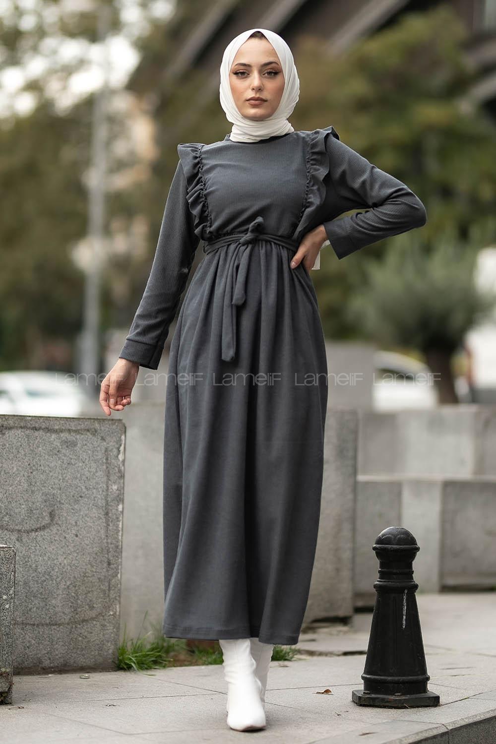 Modalamelif Fitilli Omuz Fırfır Detaylı Büzgü Detaylı Kuşaklı Elbise Füme