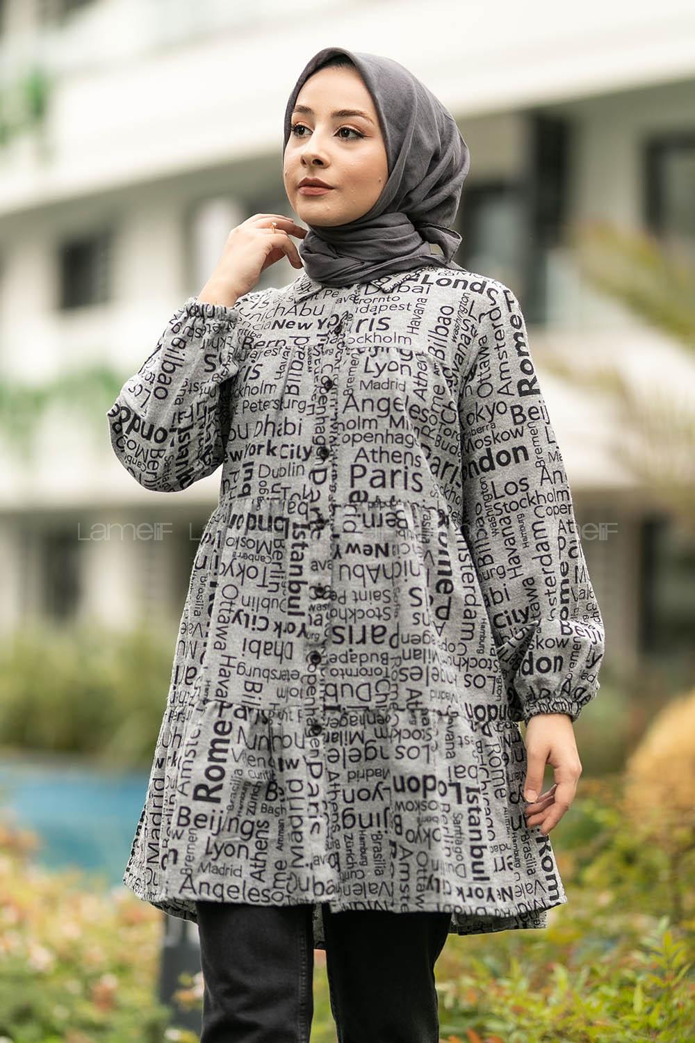 Modalamelif Önü Boydan Düğmeli Yazı Baskılı Fırfırlı Tunik Gri