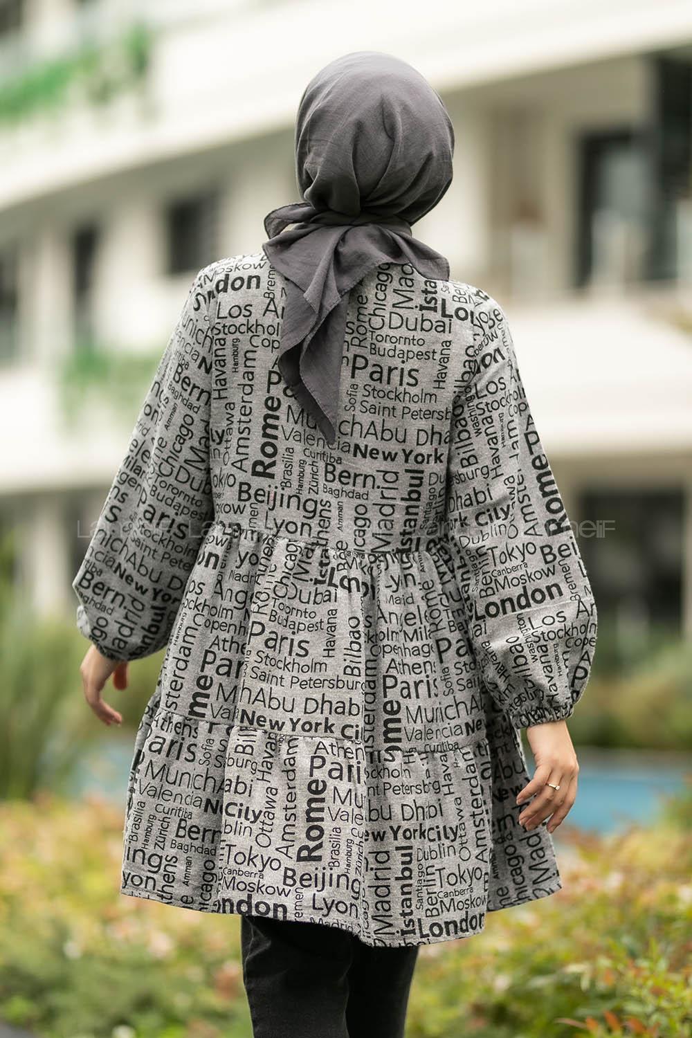 Modalamelif Önü Boydan Düğmeli Yazı Baskılı Fırfırlı Tunik Gri