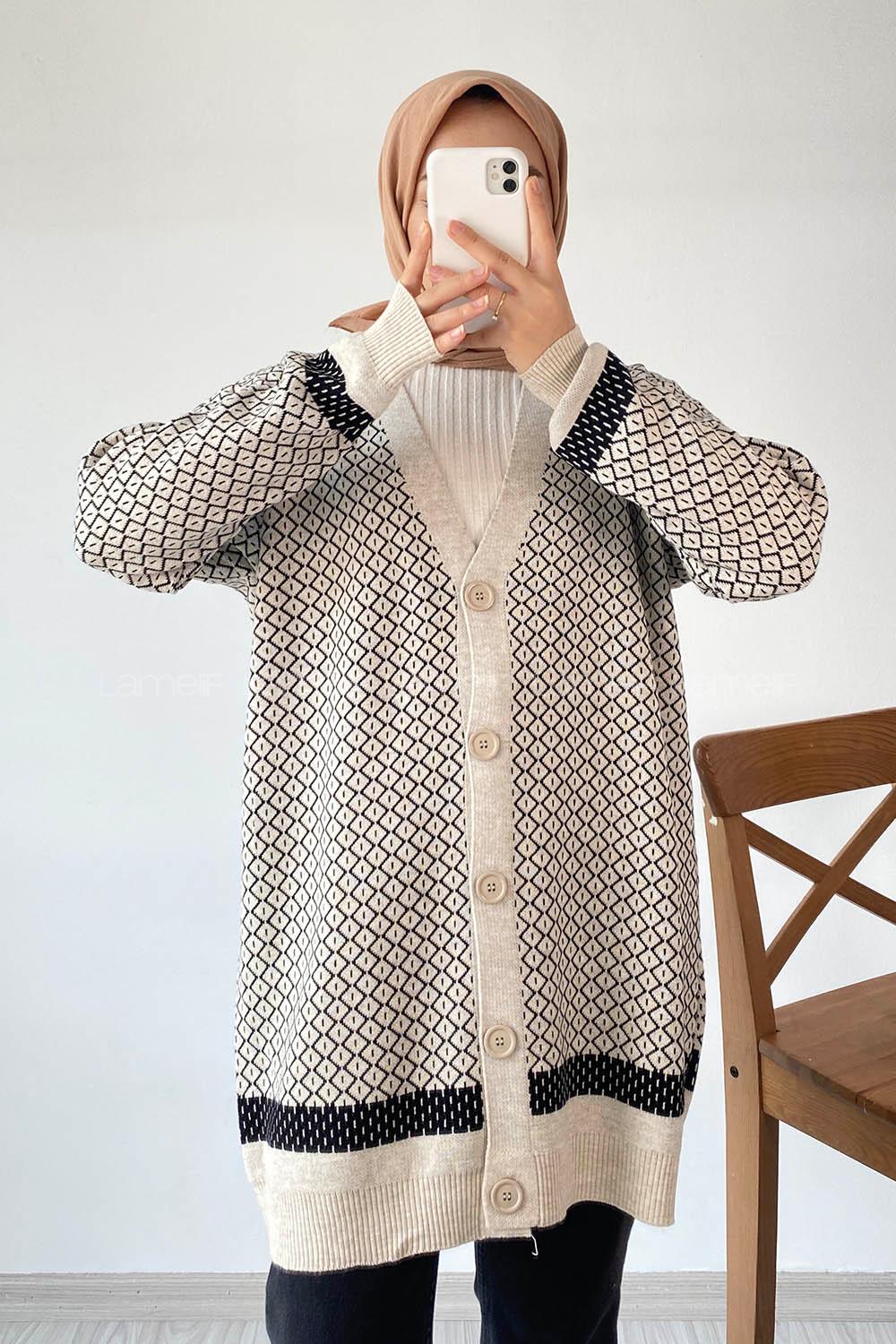 Modalamelif V Yaka Önü Düğmeli Mini Kare Desenli Hırka Taşrengi