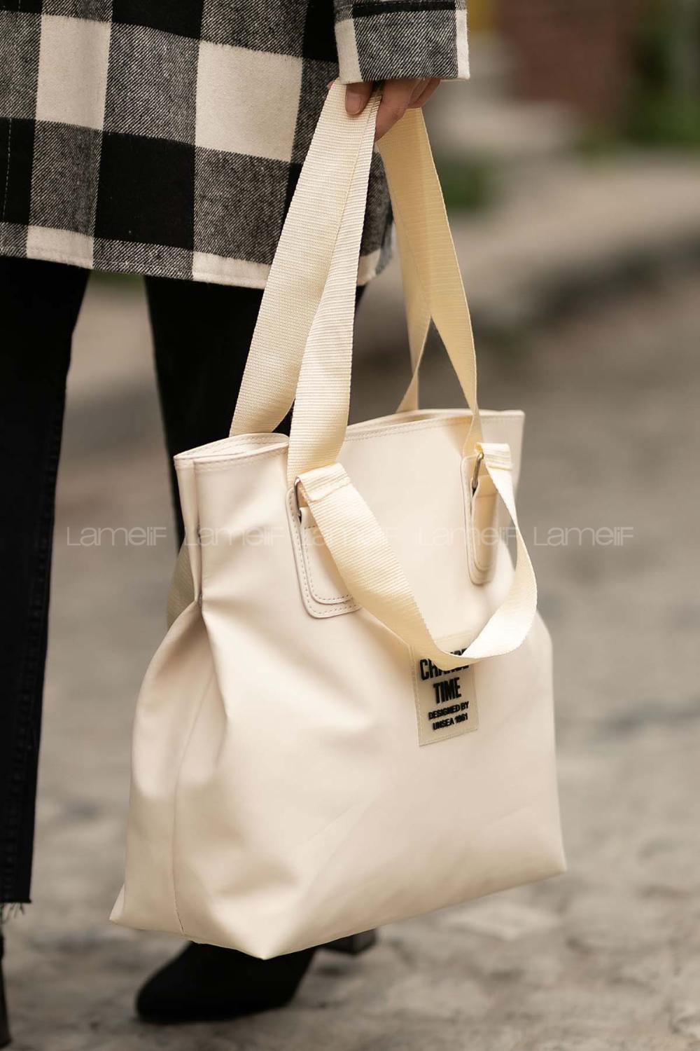 Cream Buckle Skin Hand Bag Bag