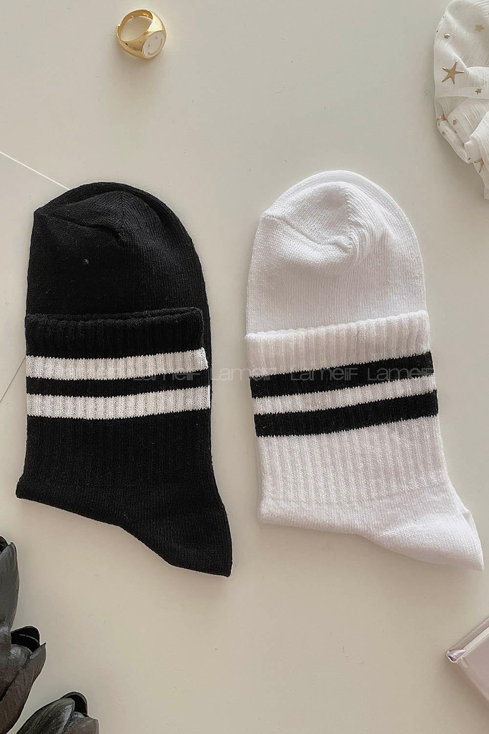 Lamelif Siyah ve Beyaz Çizgili Tenis Çorap