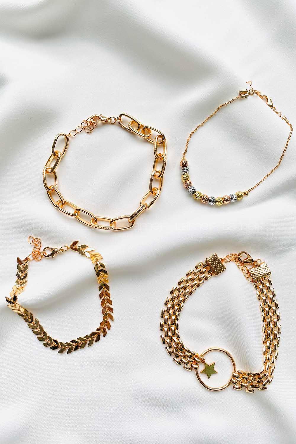 Modalamelif Gold 4Lü Dorika Boncuk Yıldız Detay Bileklik Seti