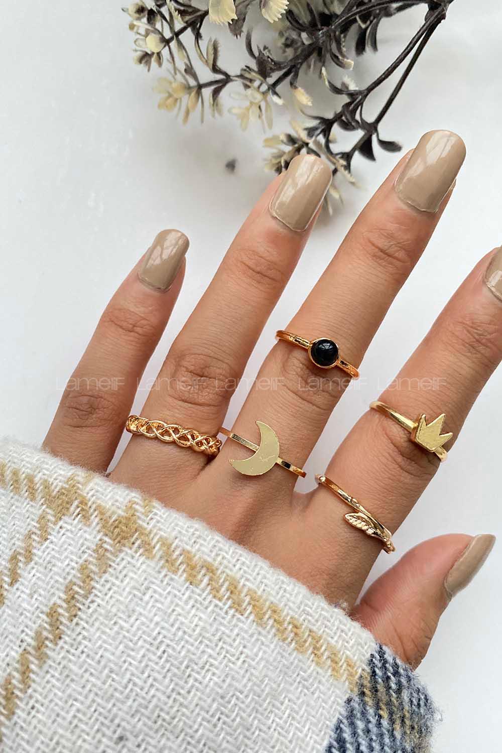 Modalamelif Gold 5li Siyah Taş Ay Figür Detaylı Yüzük