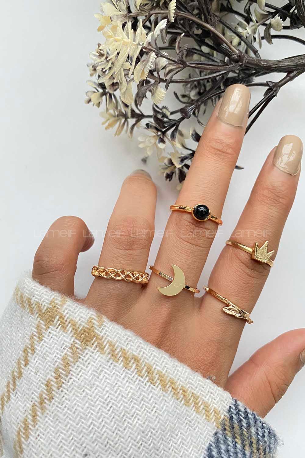 Modalamelif Gold 5li Siyah Taş Ay Figür Detaylı Yüzük