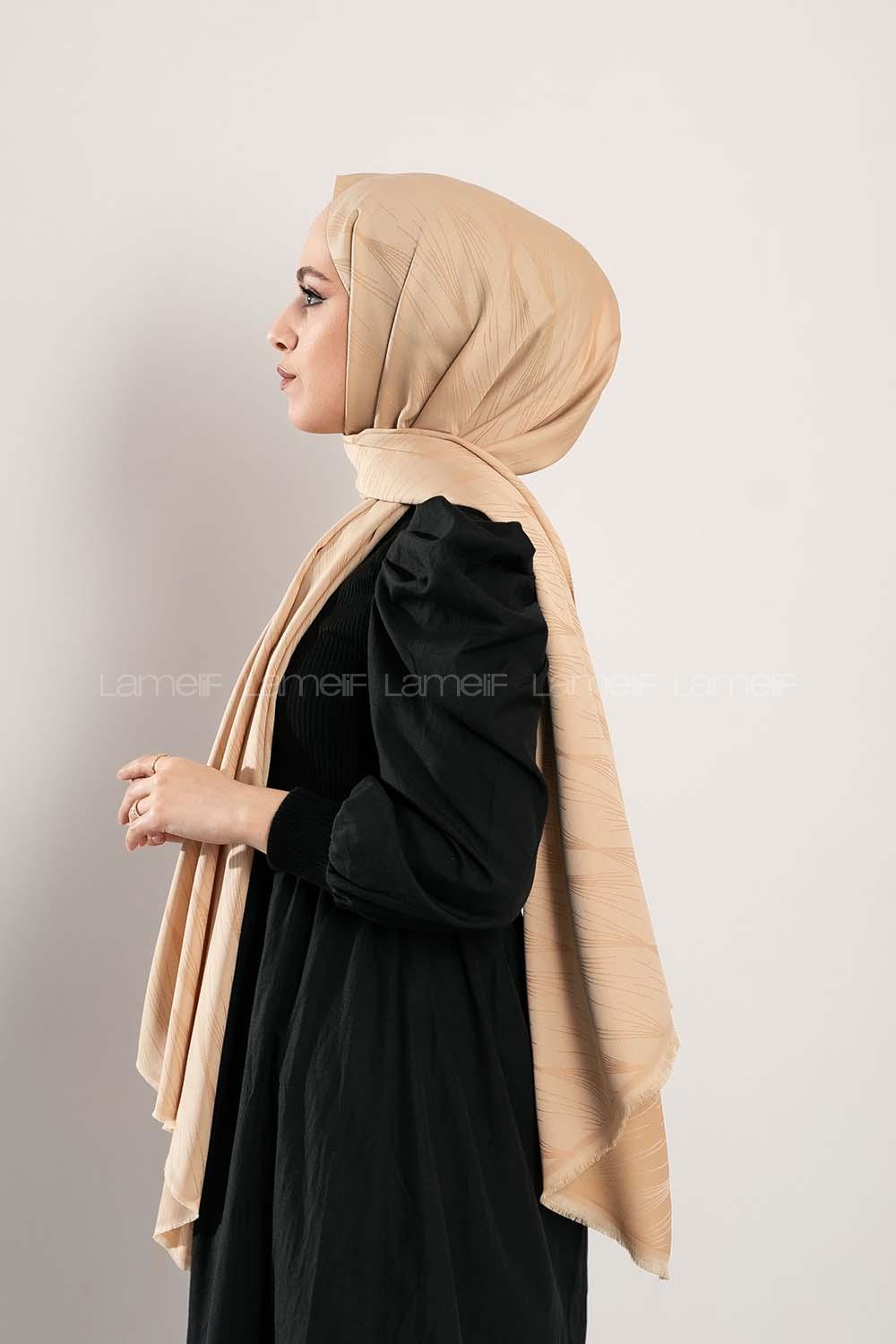 Modalamelif Çizgisel desenli  İpeksi Jakarlı Şal Bej