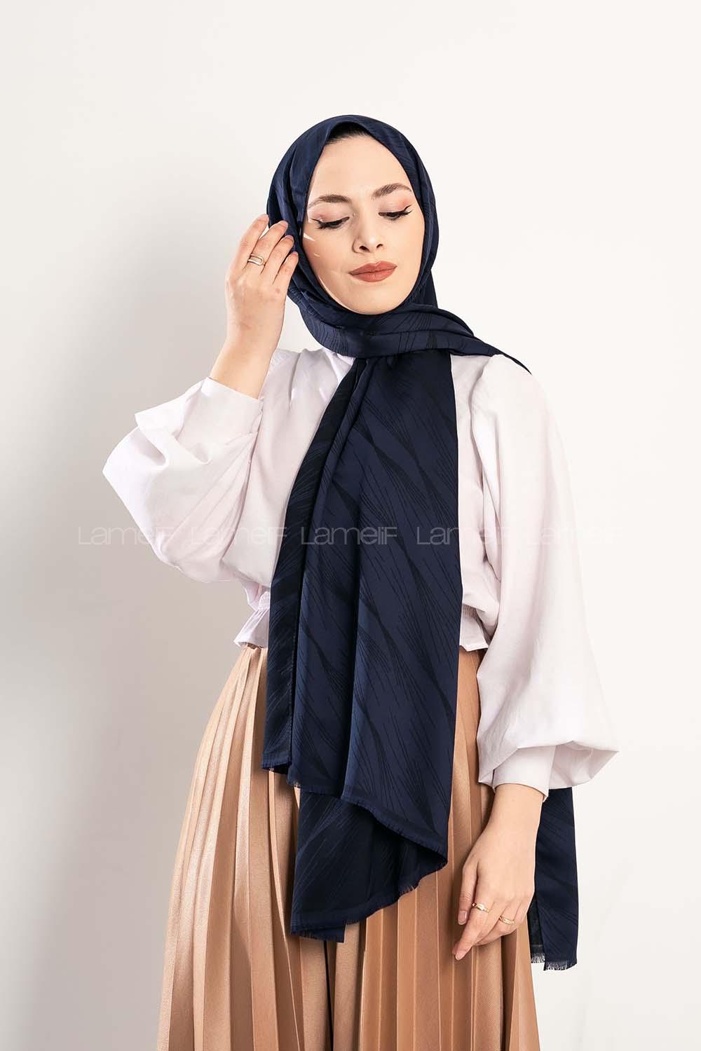 el desenli  İpeksi Jakarlı Şal Lacivert