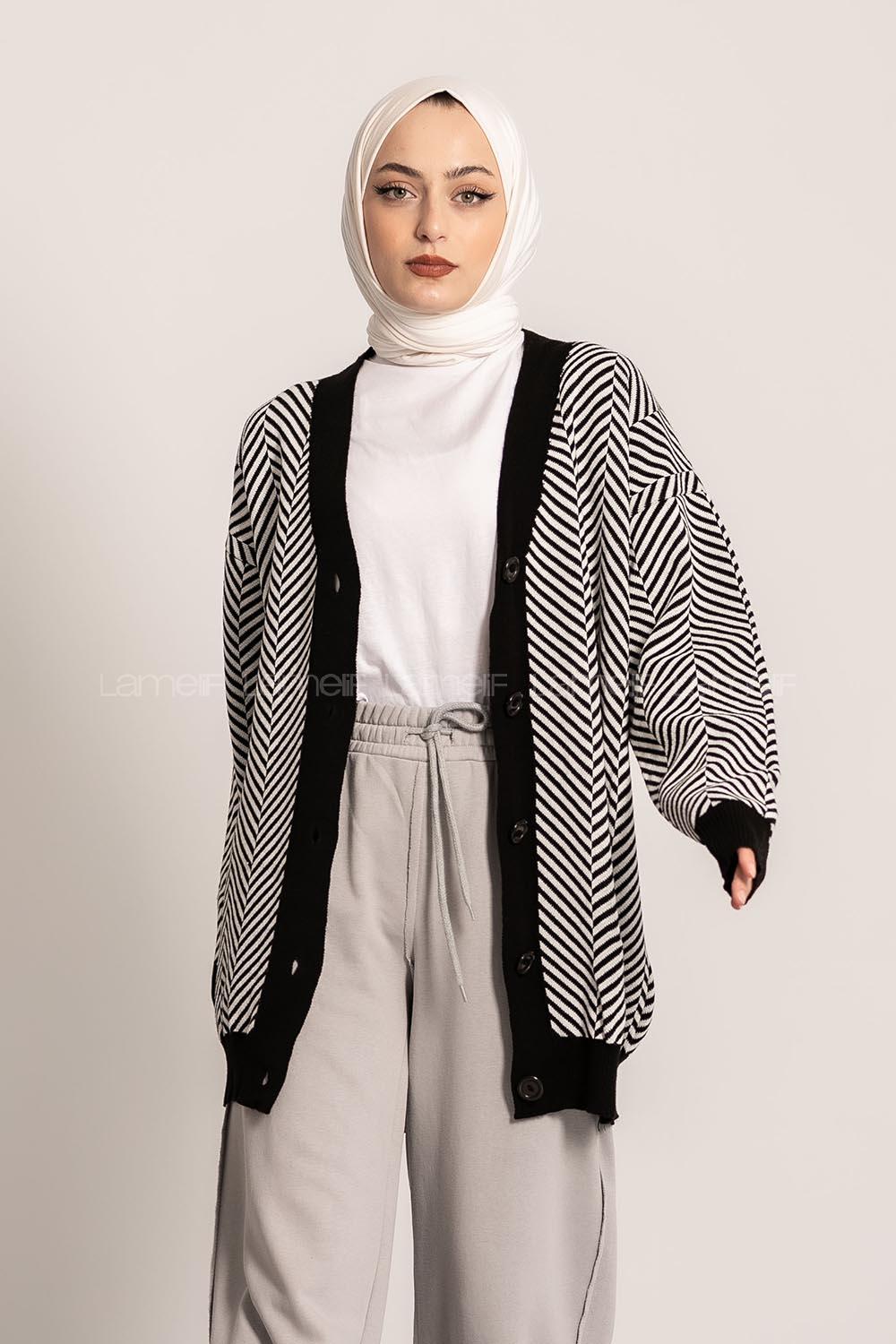 Modalamelif V Yaka Önü Düğmeli Şerit Desenli Hırka Siyah