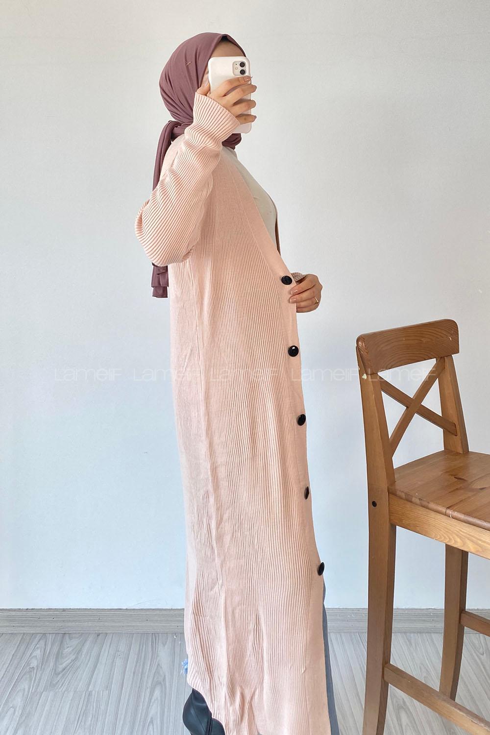 Modalamelif Önü Boydan Düğme Detaylı Fitilli Uzun Hırka Pudra