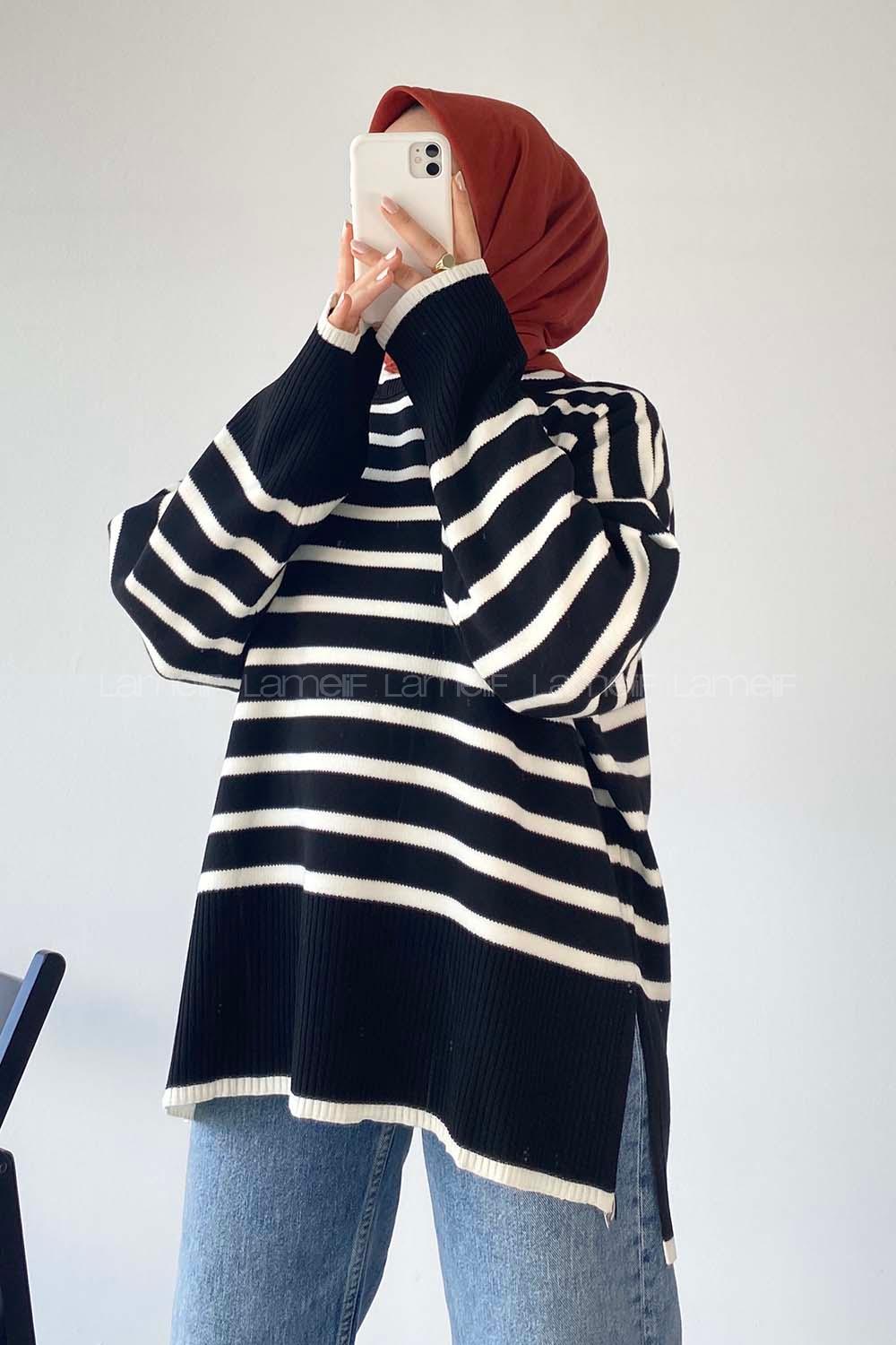 Modalamelif Balıkçı Yaka Çizgi Desenli Yırtmaçlı Triko Kazak Siyah