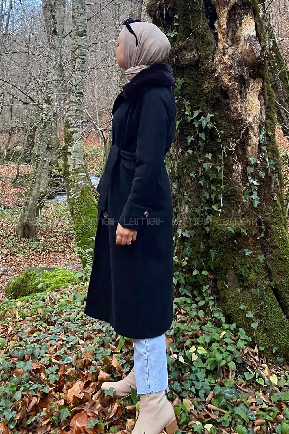 Modalamelif Kürk Detaylı Astarlı Kaşe Kaban Siyah