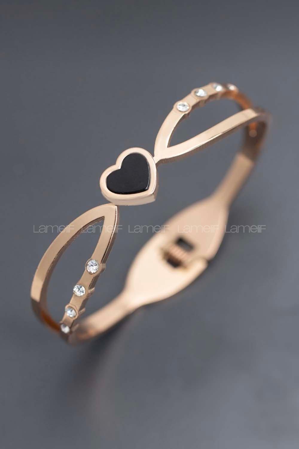 Gold-1 Belted Gold Straight Wristband