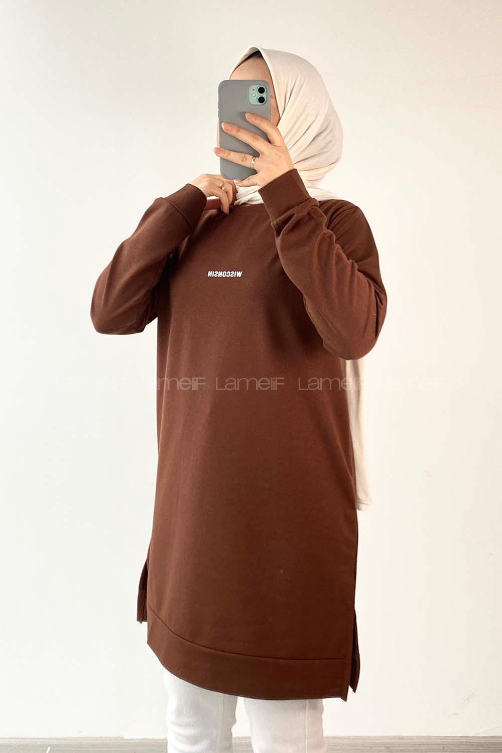 Modalamelif Wısconsın Yazı Baskılı Yırtmaçlı Tunik Acıkahve