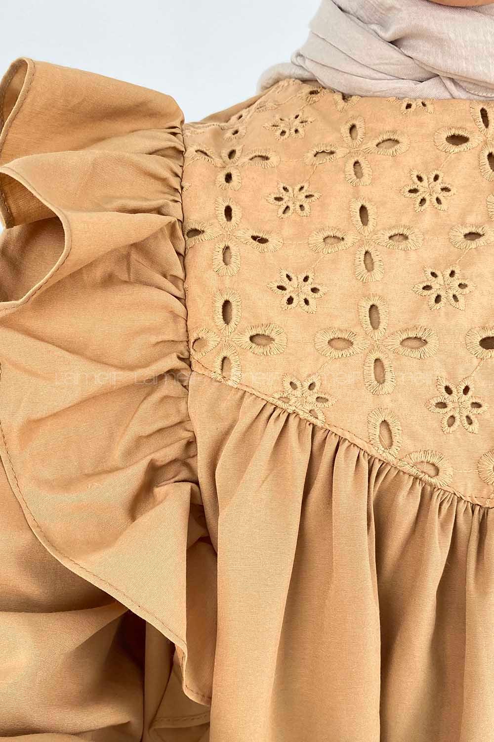 Modalamelif Omuz Fırfırlı Papatya Nakışlı Tunik Bej