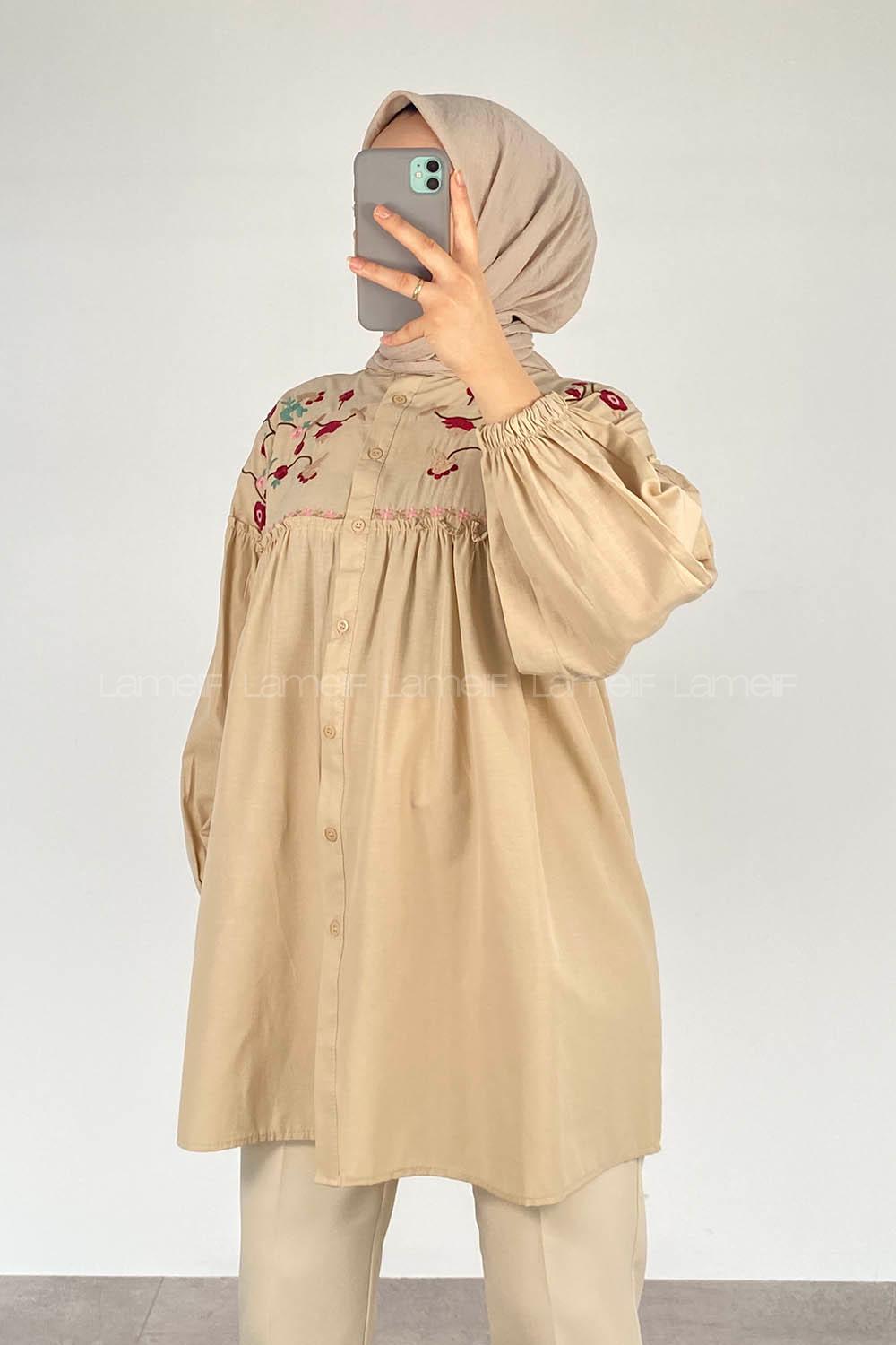 Modalamelif Çiçek Nakışlı Pileli Tunik Bej