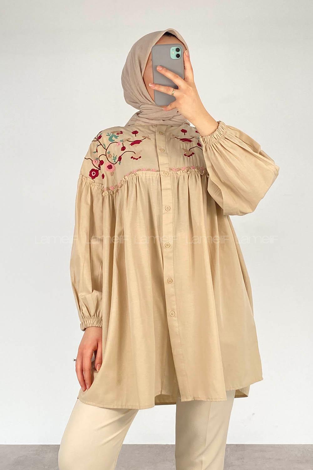 Modalamelif Çiçek Nakışlı Pileli Tunik Bej