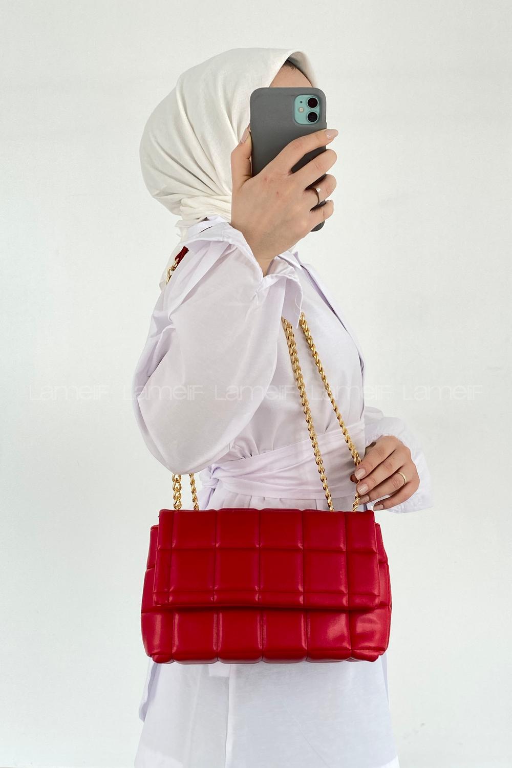 Red Buckle Skin Hand Bag Arm Bag Bag