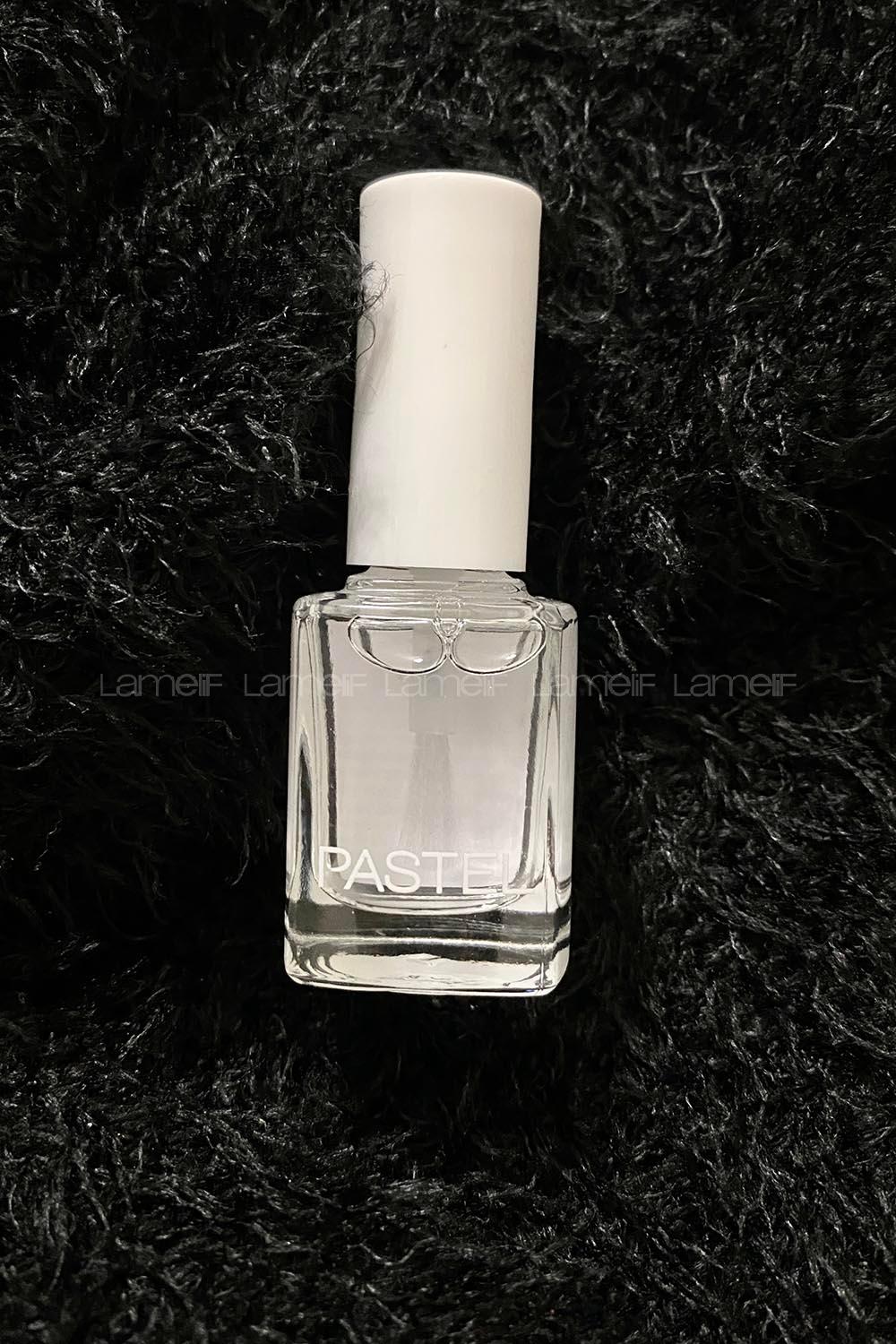 Transparent Nail Varnish