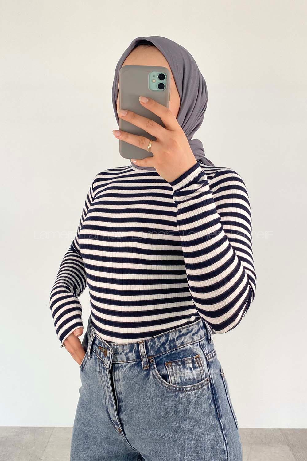 Navy Striped Crew Neck Long Arm Without Accessories Unprinted Blouse