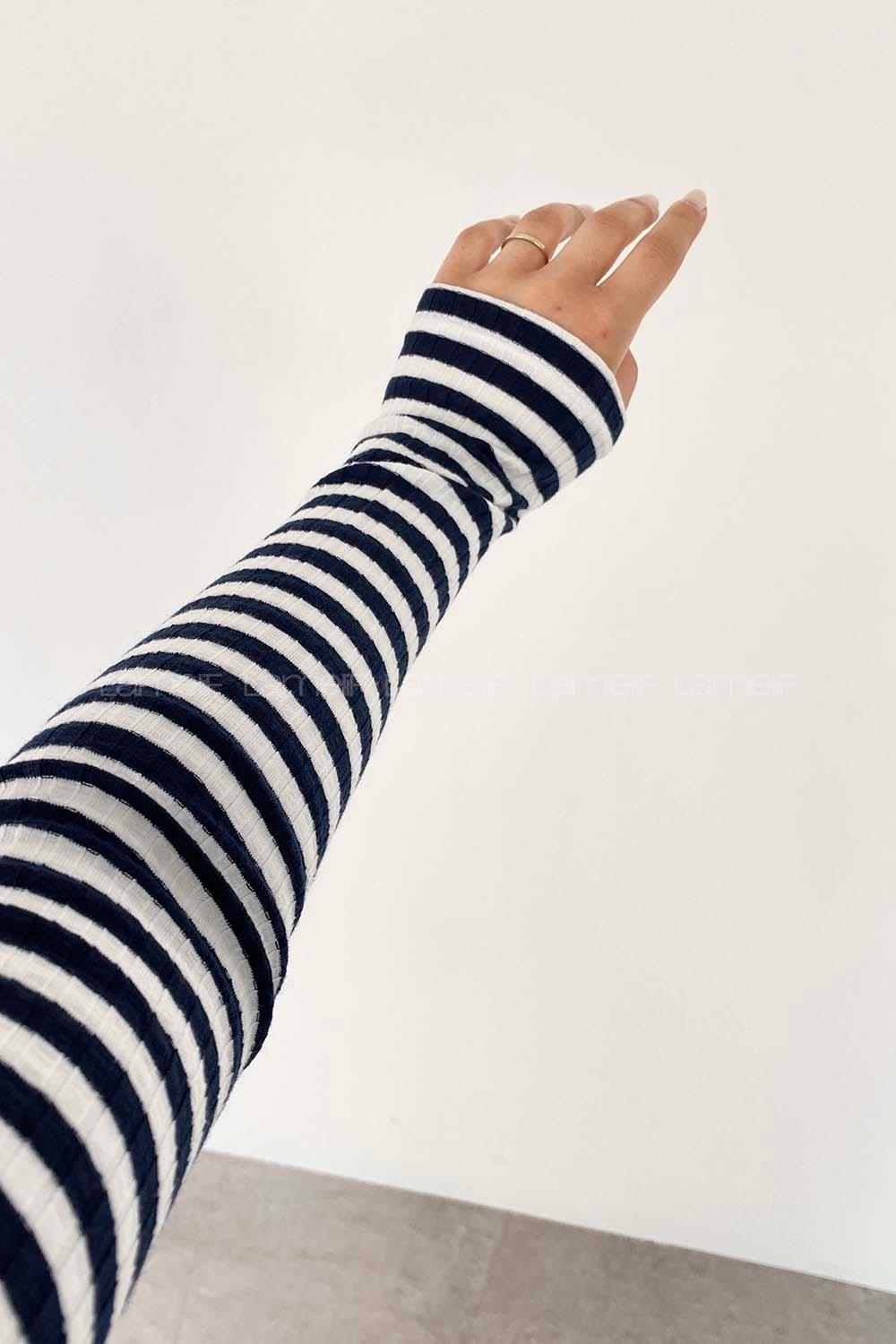 Navy Striped Crew Neck Long Arm Without Accessories Unprinted Blouse