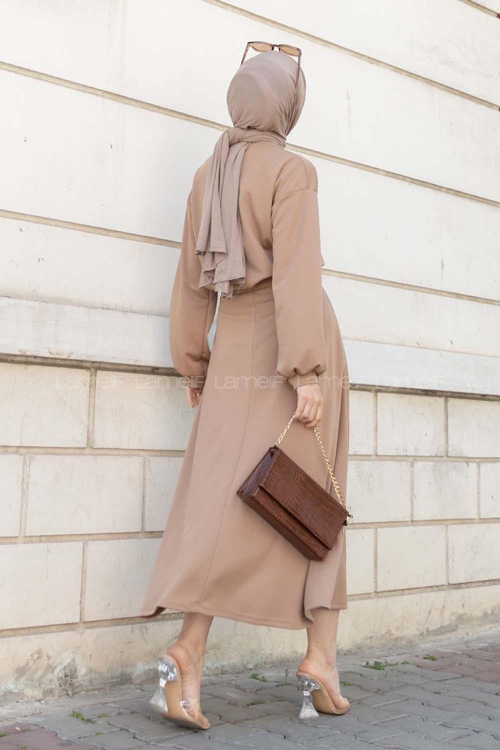 Camel Crew Neck Long Arm Pearl Embroidered Crepe Fabric Flare Suit