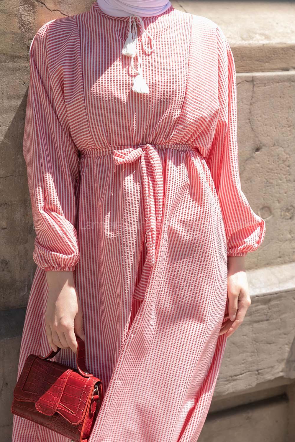 Red Crew Neck Cotton Unprinted Dresess