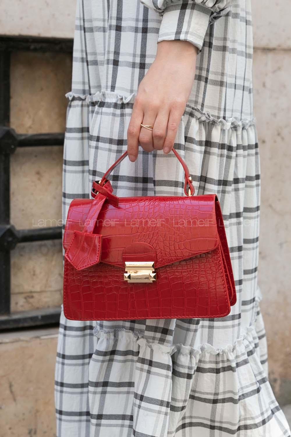 Red Buckle Skin Hand Bag Bag
