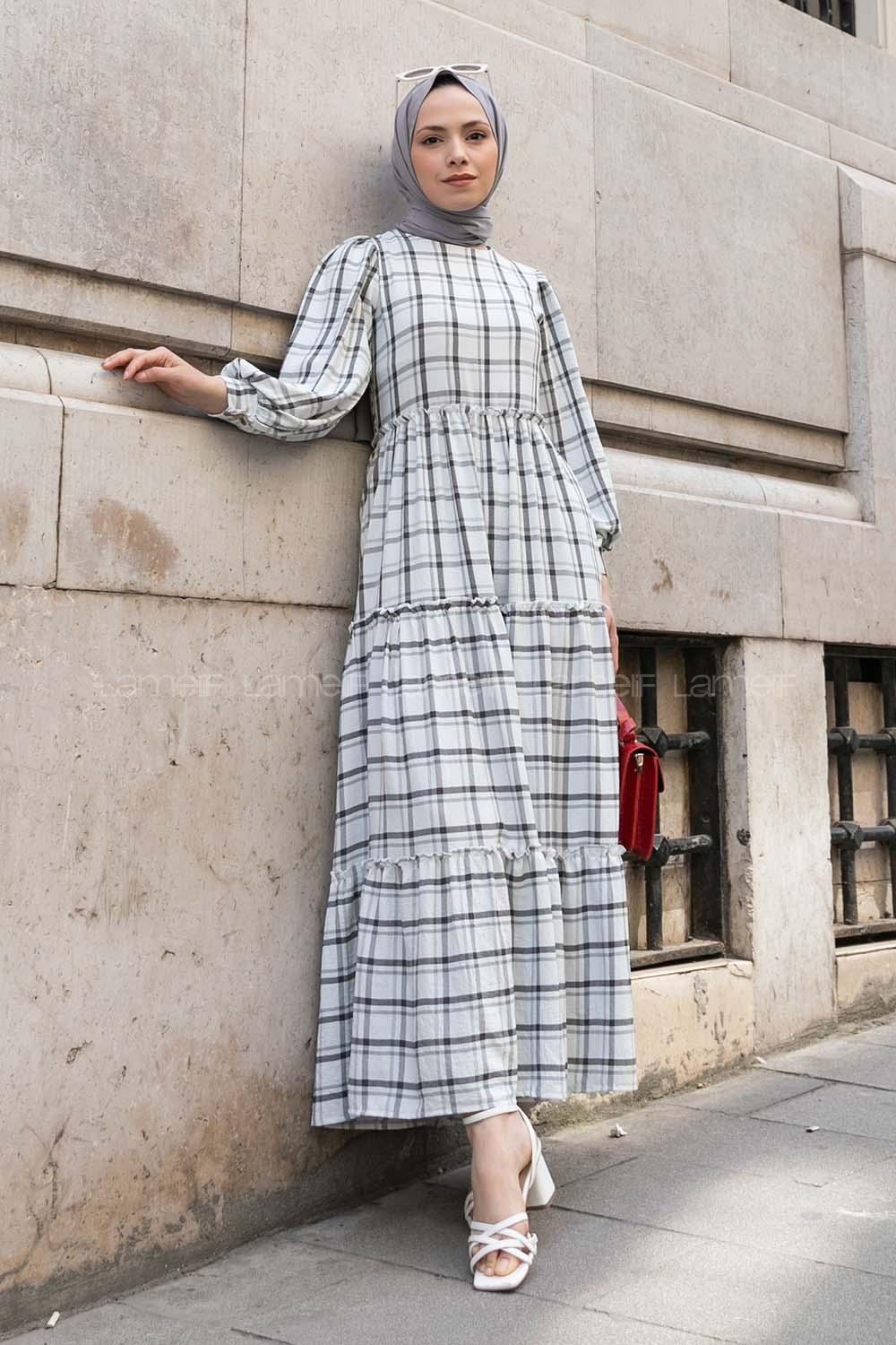 Black Crew Neck Ayrobin Printed Dresess