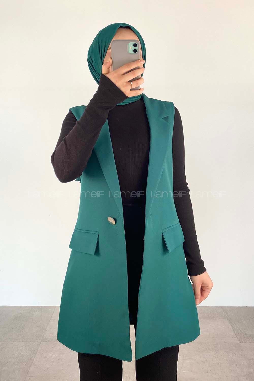 Emerald Green Turtle Neck Zero Arm Without Accessories Cotton Fabric Unprinted Vest