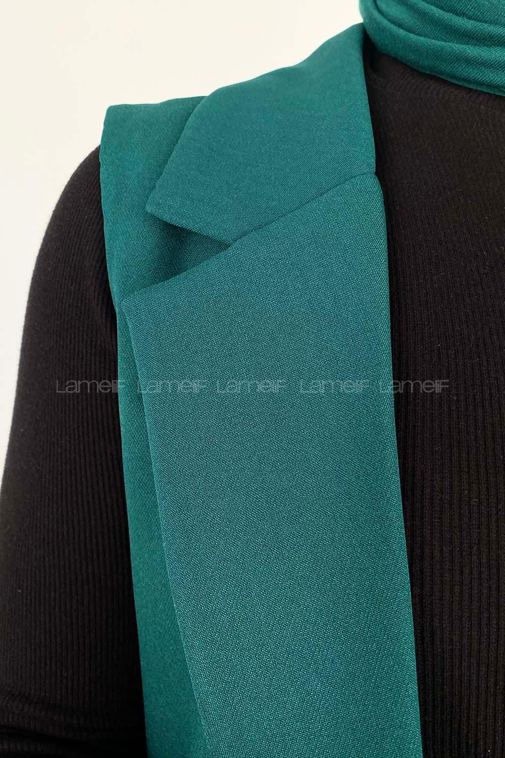 Emerald Green Turtle Neck Zero Arm Without Accessories Cotton Fabric Unprinted Vest