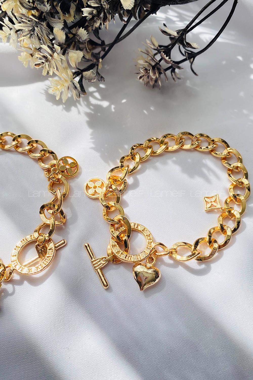 Gold Belted Gold Straight Wristband