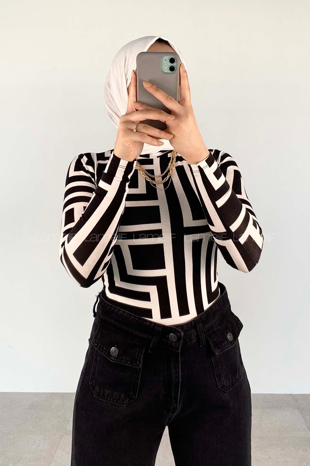 Black-3 Crew Neck Body