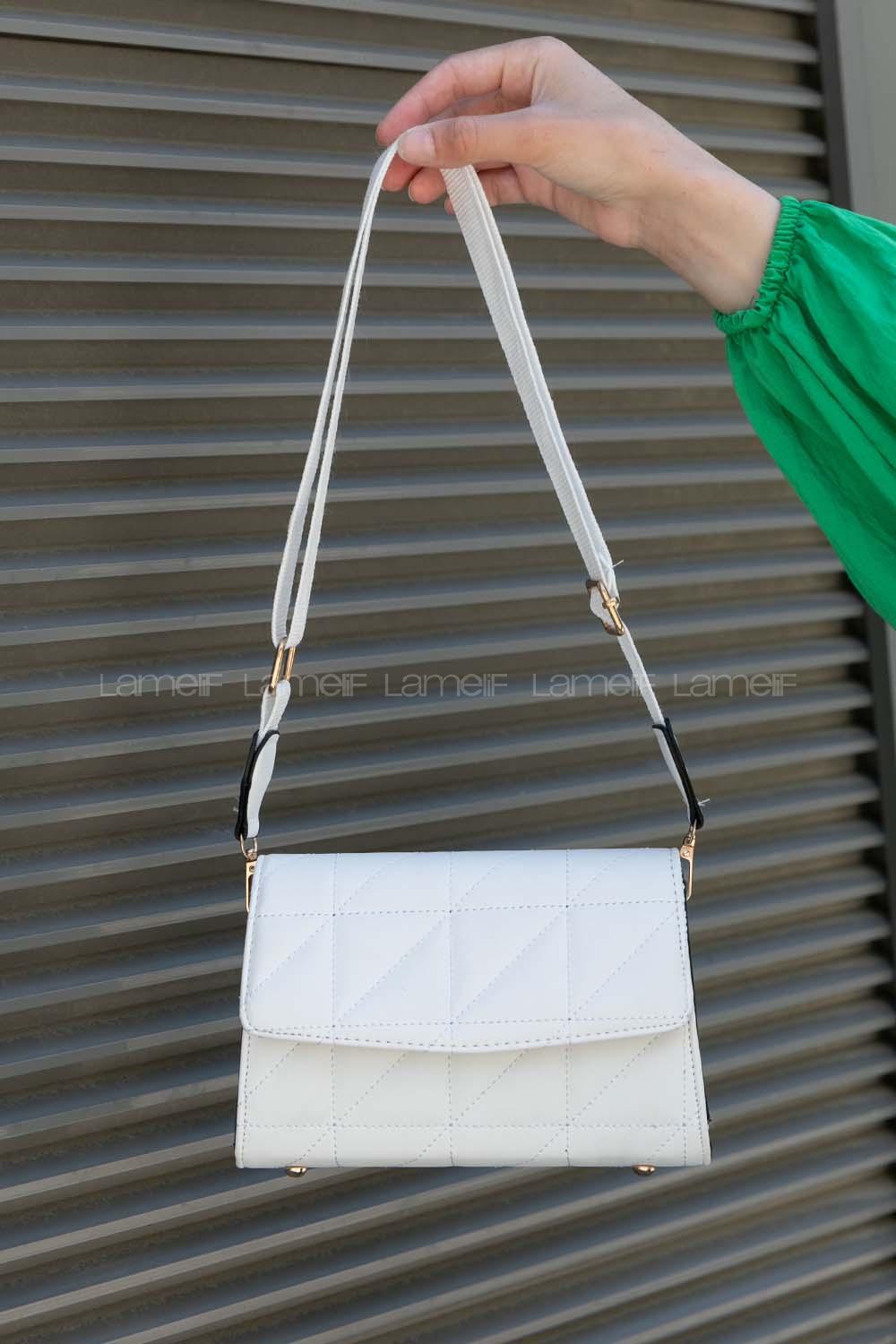 White Buckle Skin Hand Bag Bag