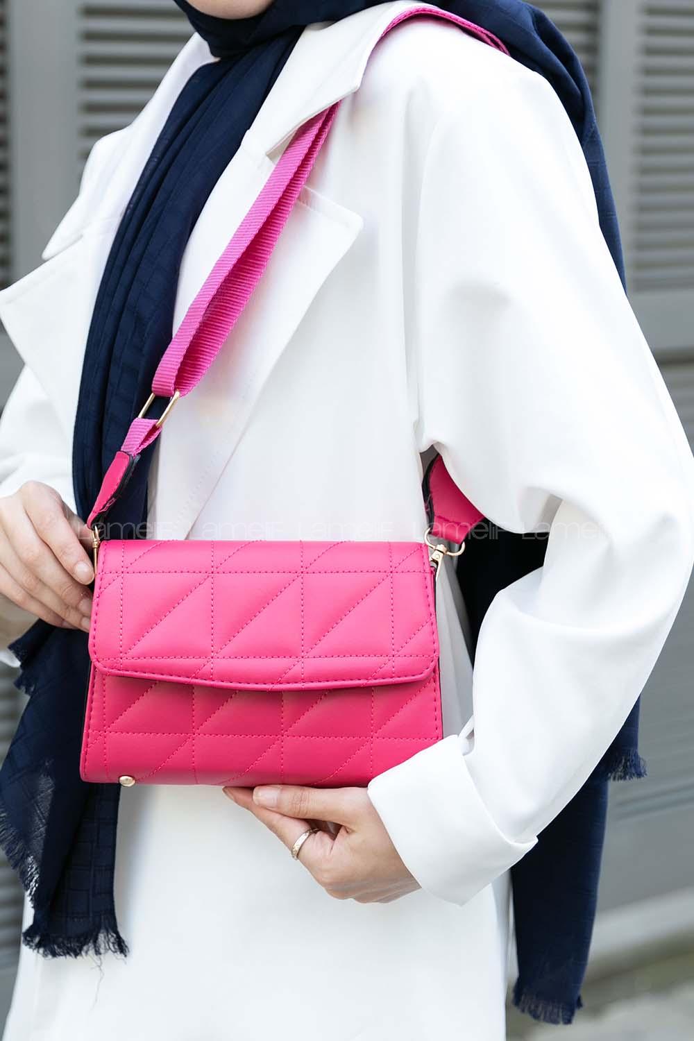 Pink Buckle Skin Hand Bag Bag