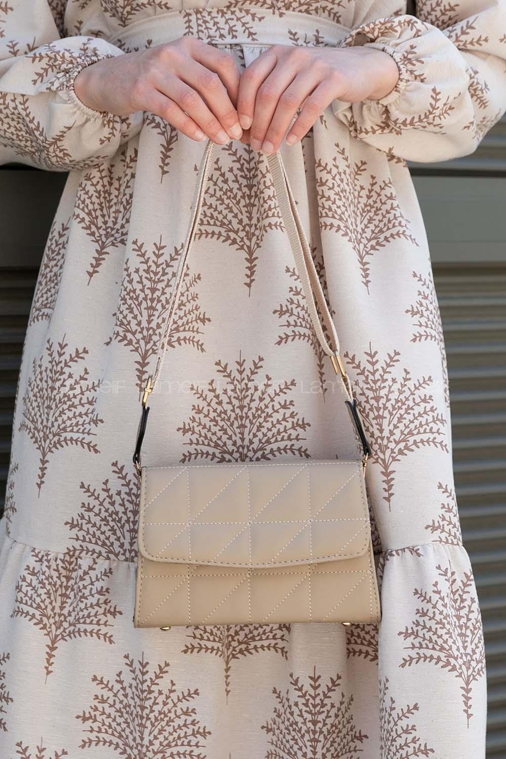 Mink Buckle Skin Hand Bag Bag