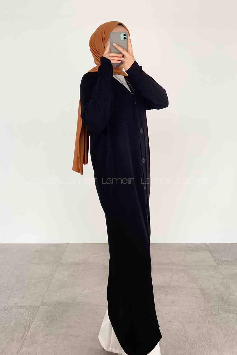 Black V Neck Long Arm Ayrobin Cardigan