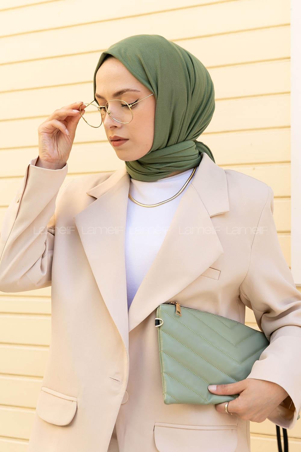 Plum Green Combed Fabric Straight Shawl