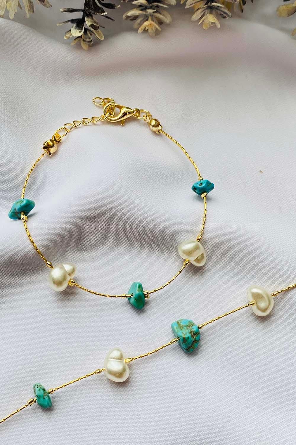 Turquoise Belted Gold Straight Wristband