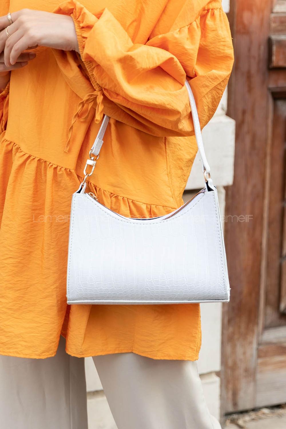 White Buckle Skin Hand Bag Bag