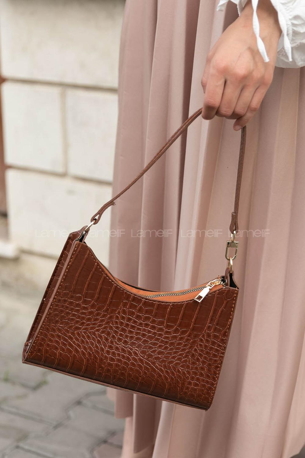 Tan Buckle Skin Hand Bag Bag