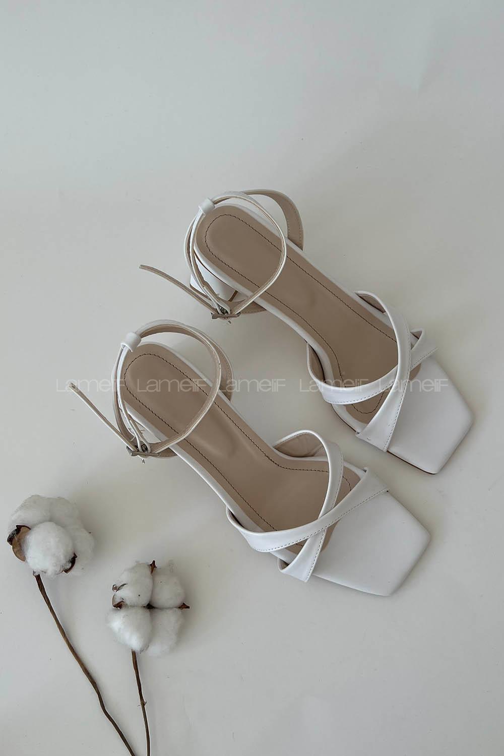 White Heeled Shoes
