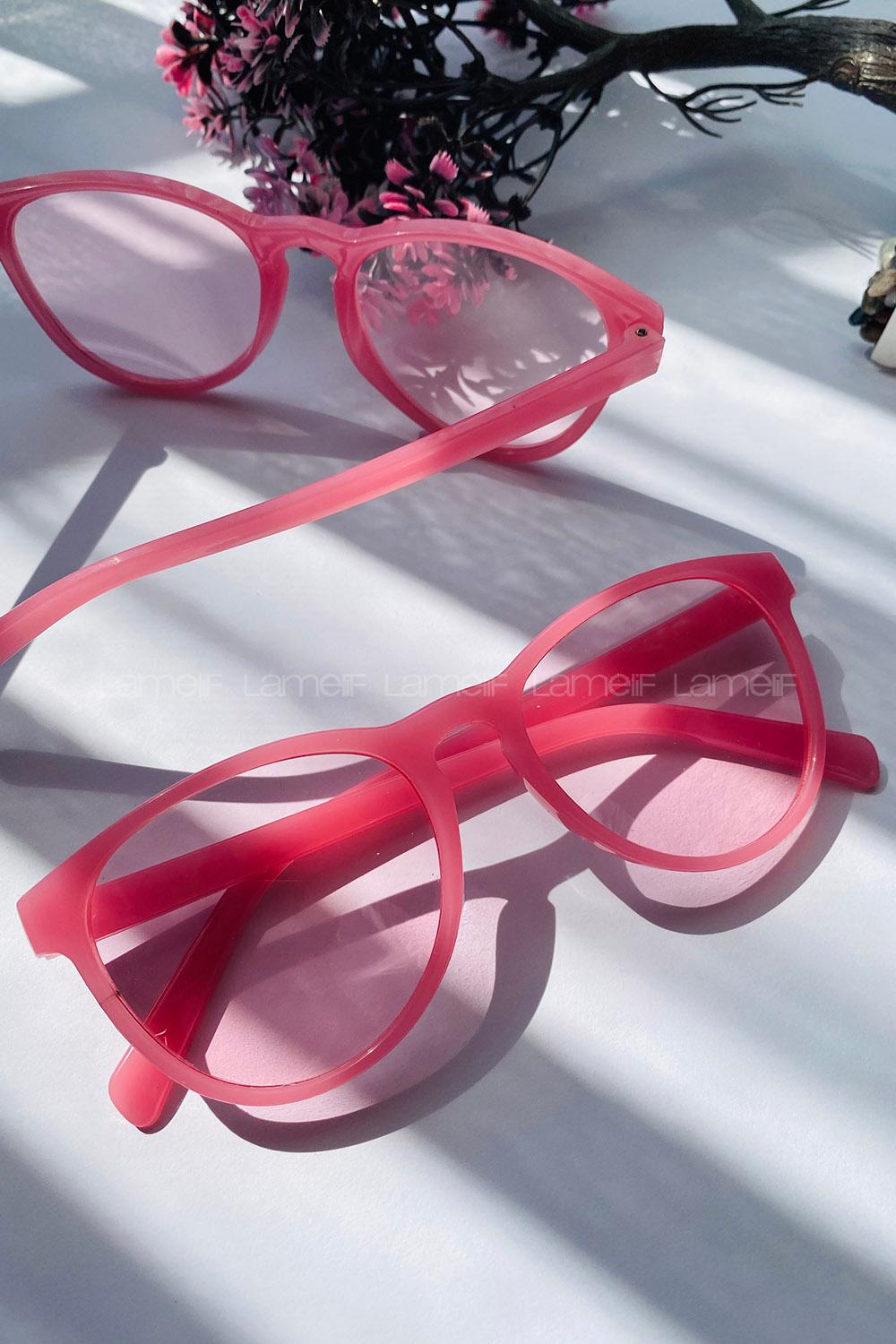 Pink Glasses