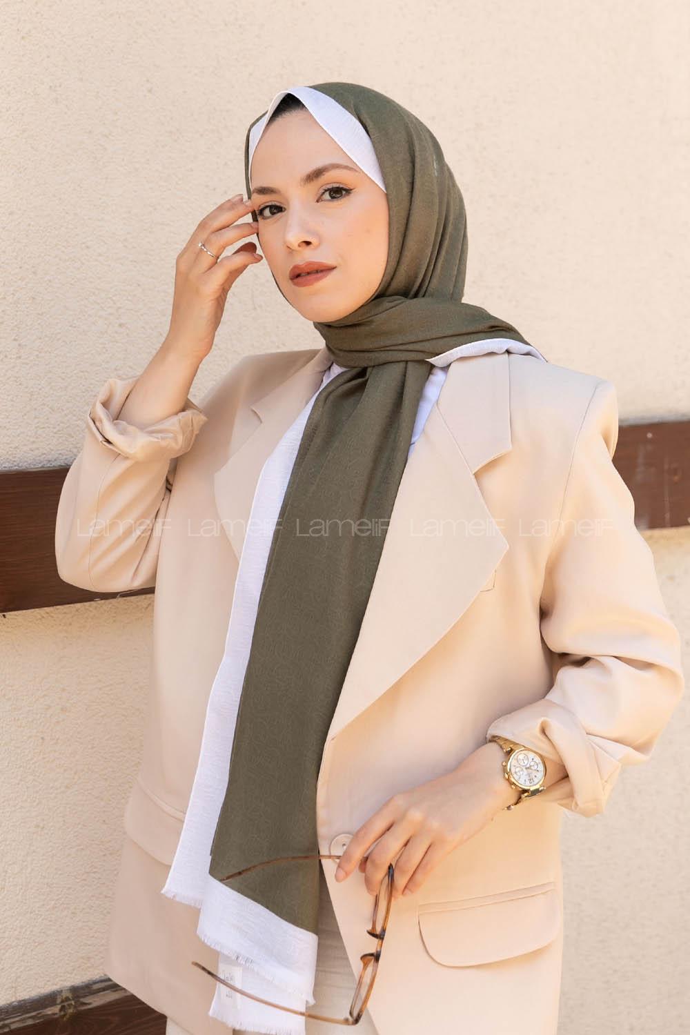 Lamelif Haki Ekru Monogram Şal