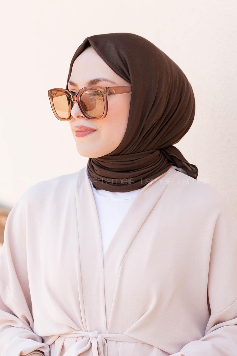 Bitter Brown Combed Fabric Straight Scarf