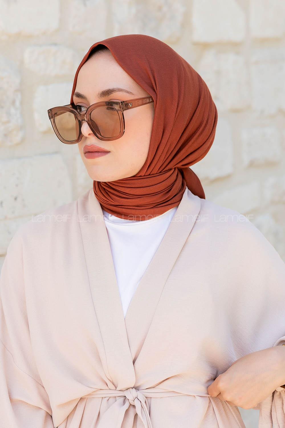 Tile Combed Fabric Straight Scarf
