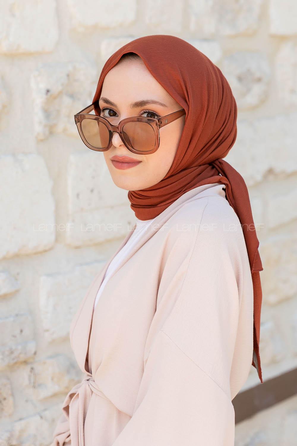 Tile Combed Fabric Straight Scarf