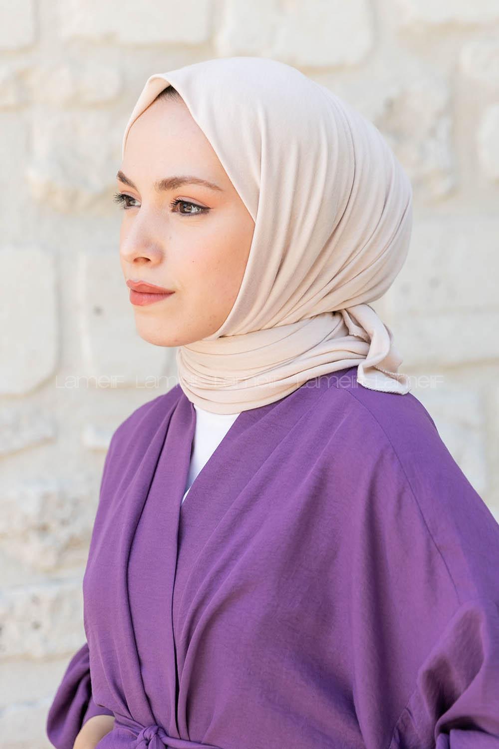 Stone Combed Fabric Straight Scarf